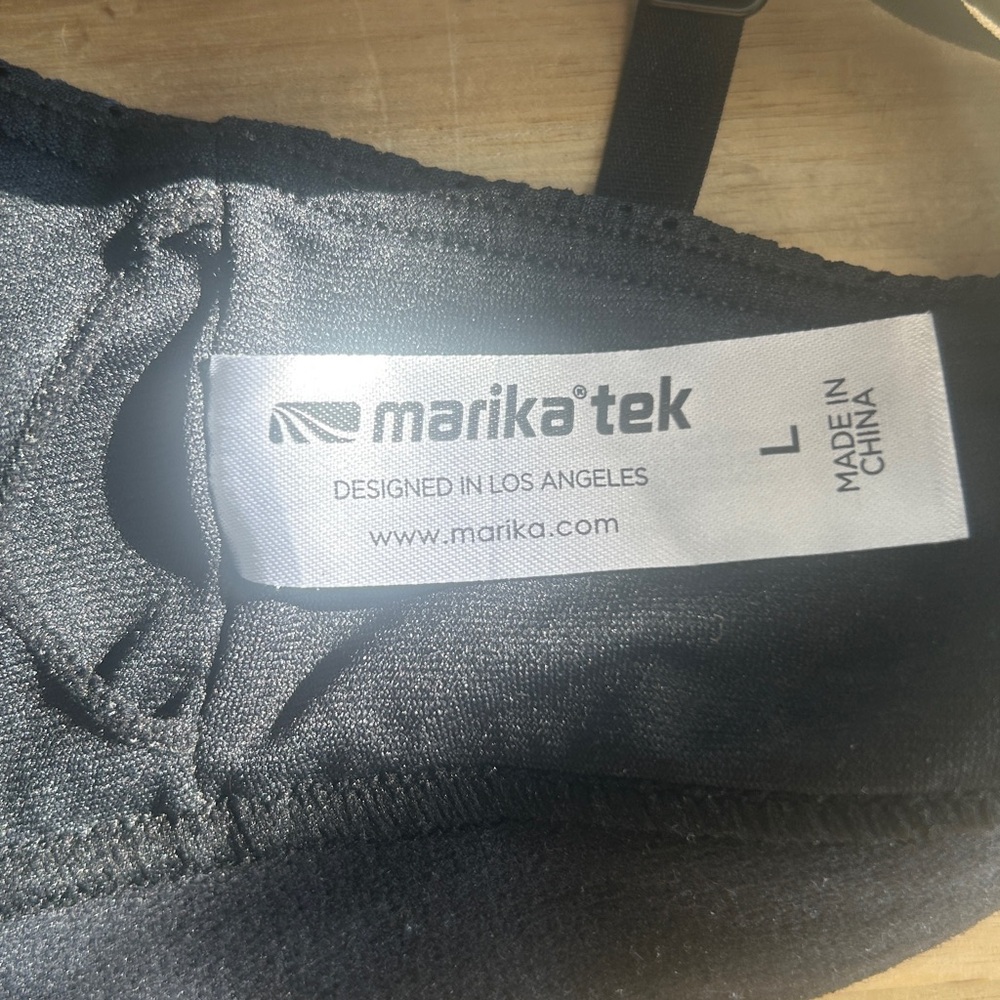 Bralette sport Marika Tek đź–¤
Taille L – dos croisé super flatteur - Picture 3 of 3